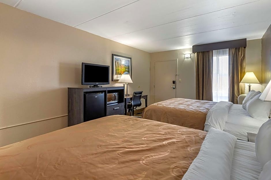 Quality Inn South Duncan