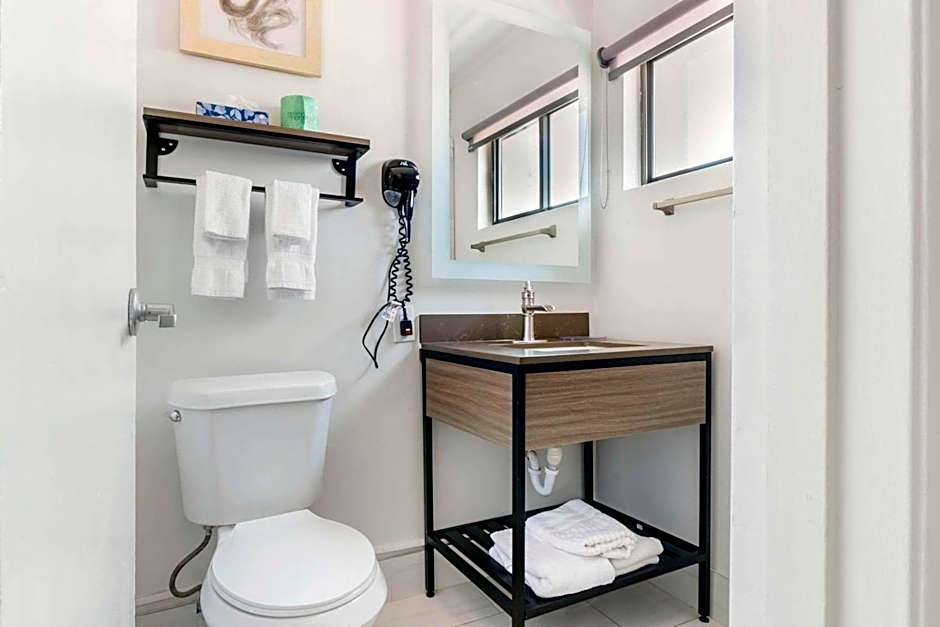 Comfort Inn Kansas City Midtown