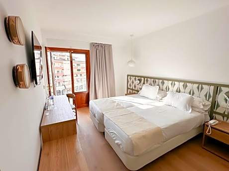 Double Room with Pool View