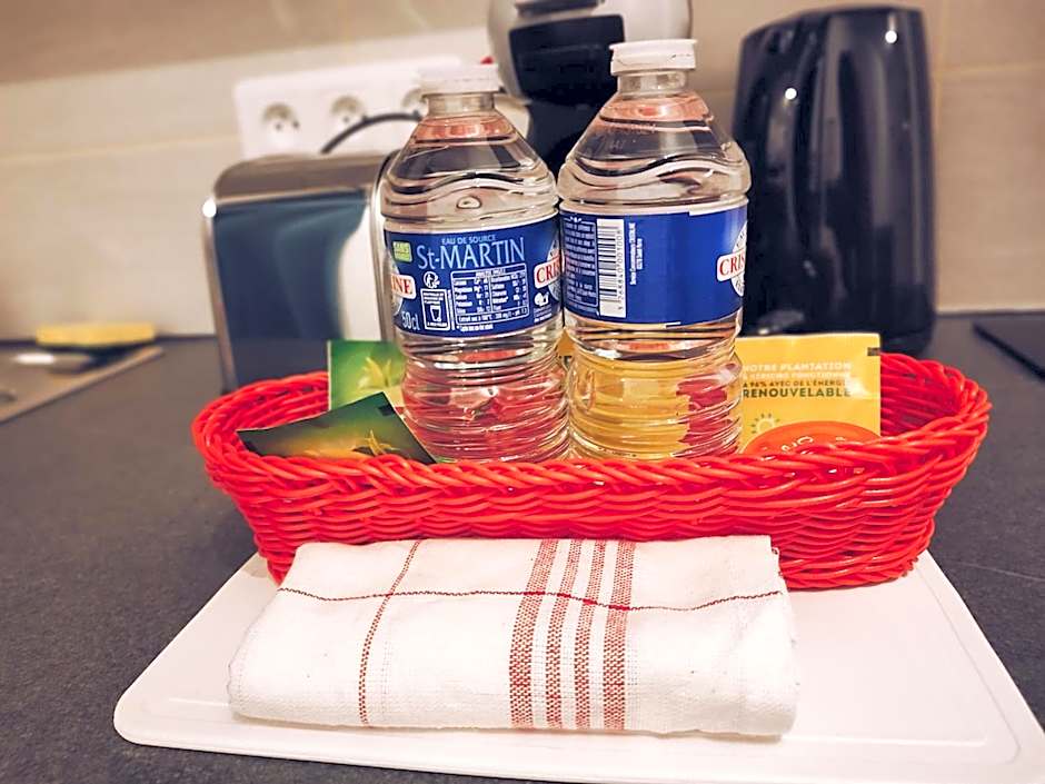 Studios Lsquare Residence AFPA