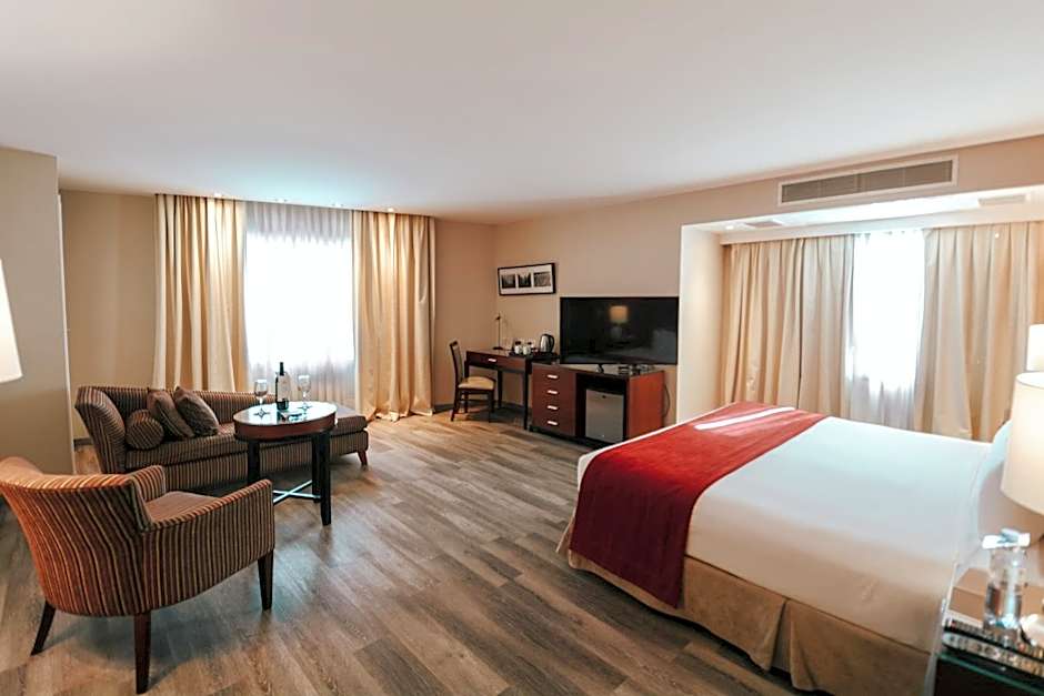 DiplomaticHotel