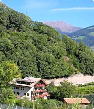 Tannerhof Bed & Breakfast