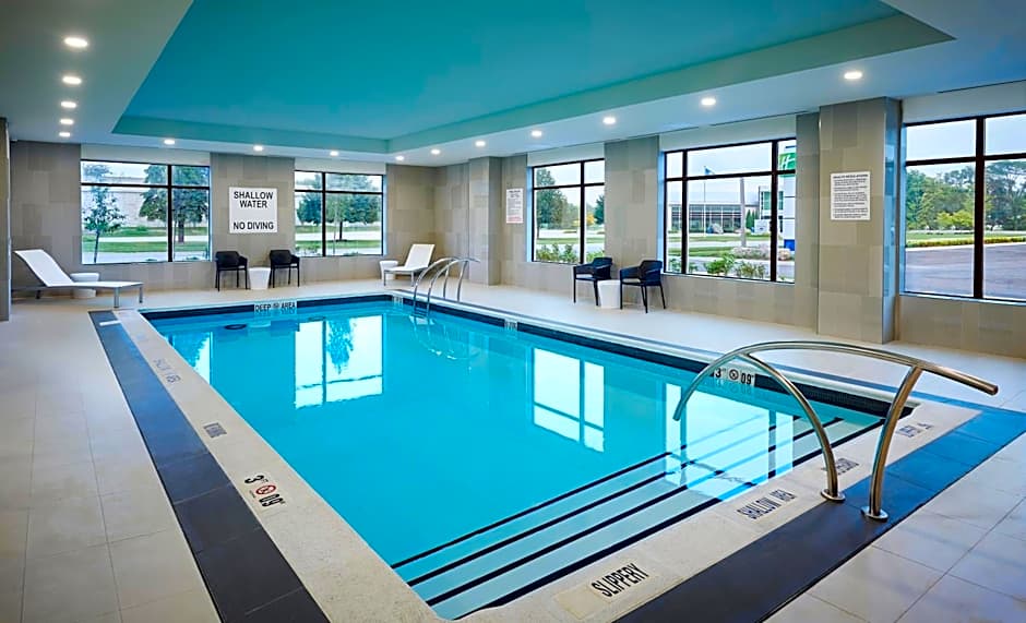 Holiday Inn Express Sarnia - Point Edward By IHG