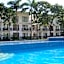Pontefino Hotel And Residences