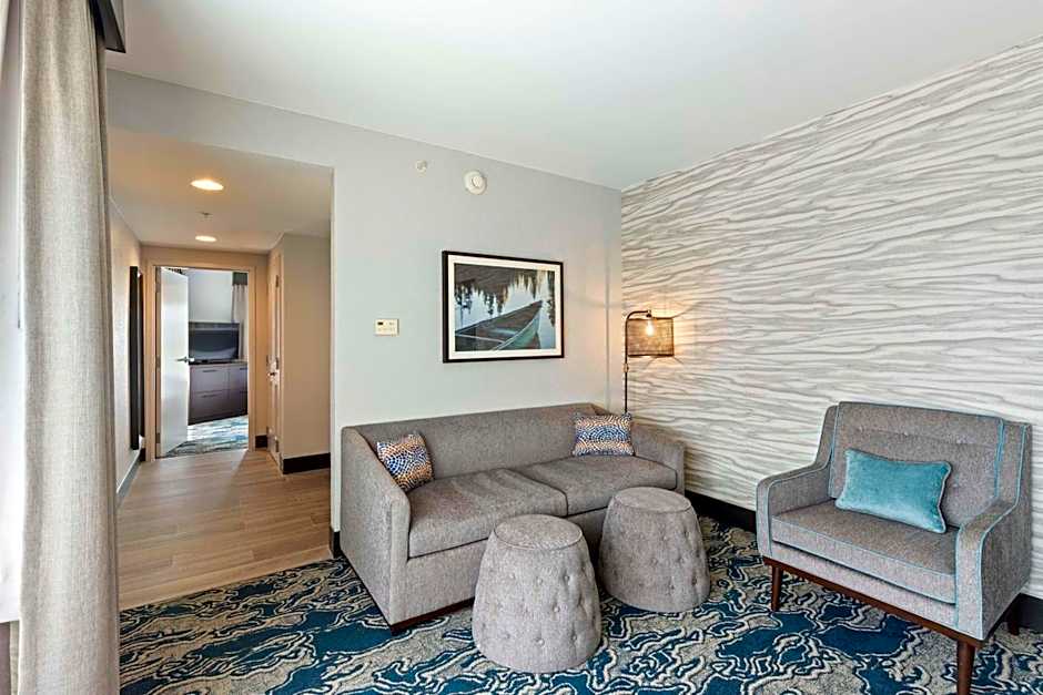 DoubleTree By Hilton Front Royal Blue Ridge Shadows