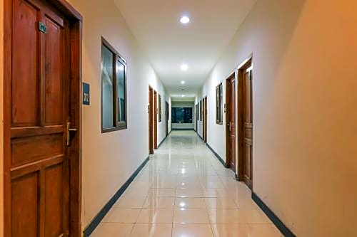 OYO 1054 Bayak Bali Hotel