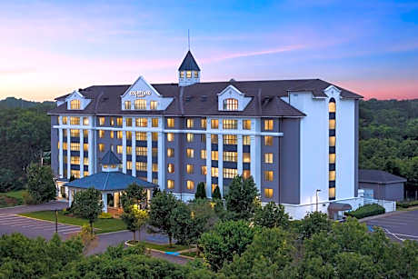 Courtyard by Marriott Long Island MacArthur Airport