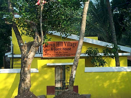 Down Hill Village Inn