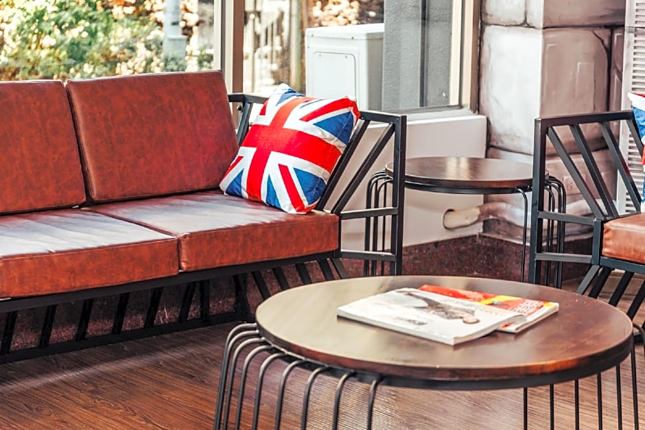 Traveller-Inn Mido Hotel