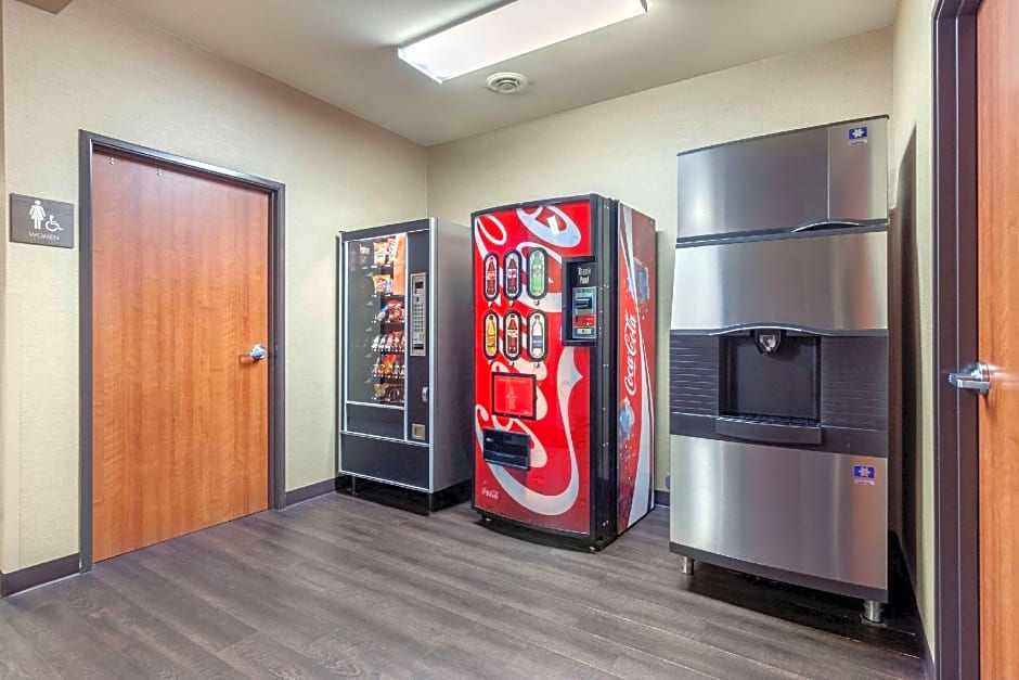 Comfort Inn & Suites Mitchell
