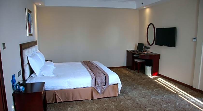 GreenTree Inn Shantou Chengjiang Road Business Hotel