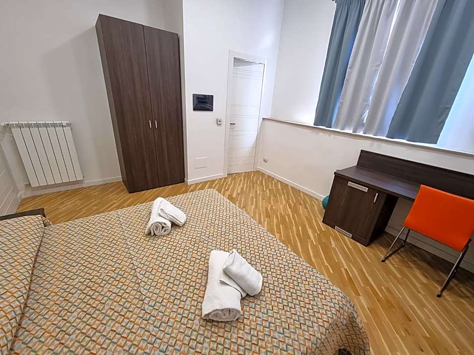 BARBAJA SUITES IN STREET TOLEDO 205