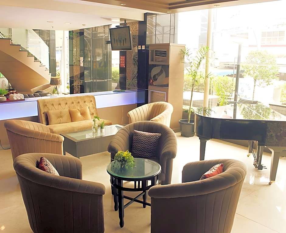 Hermes Palace Hotel Medan