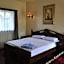 Wayn Zen Rose Cabin