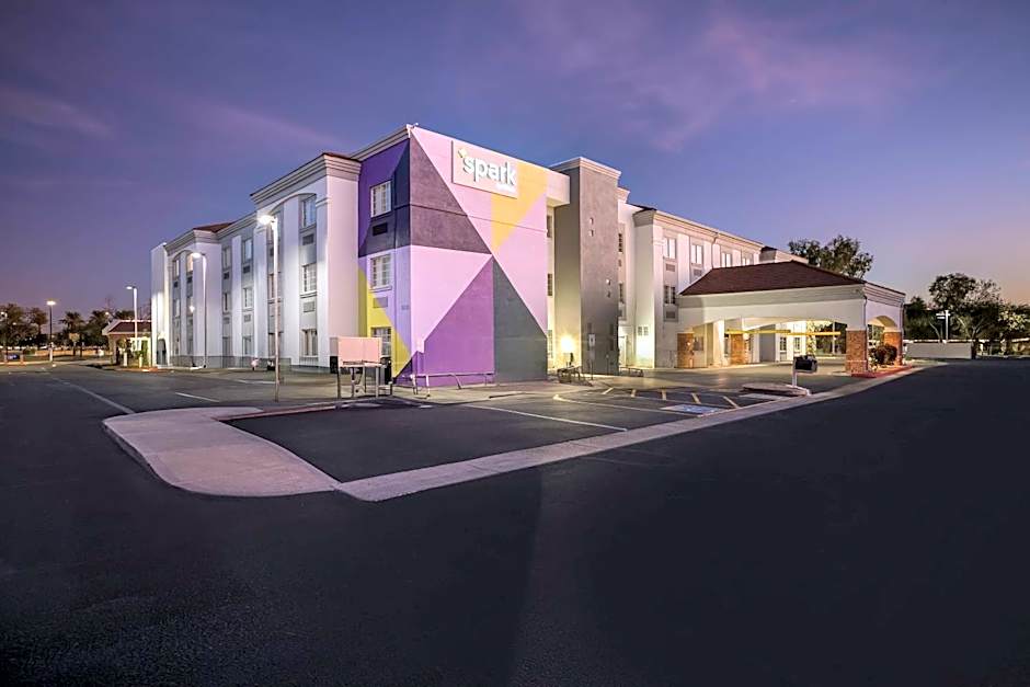 Spark by Hilton Glendale Phoenix North