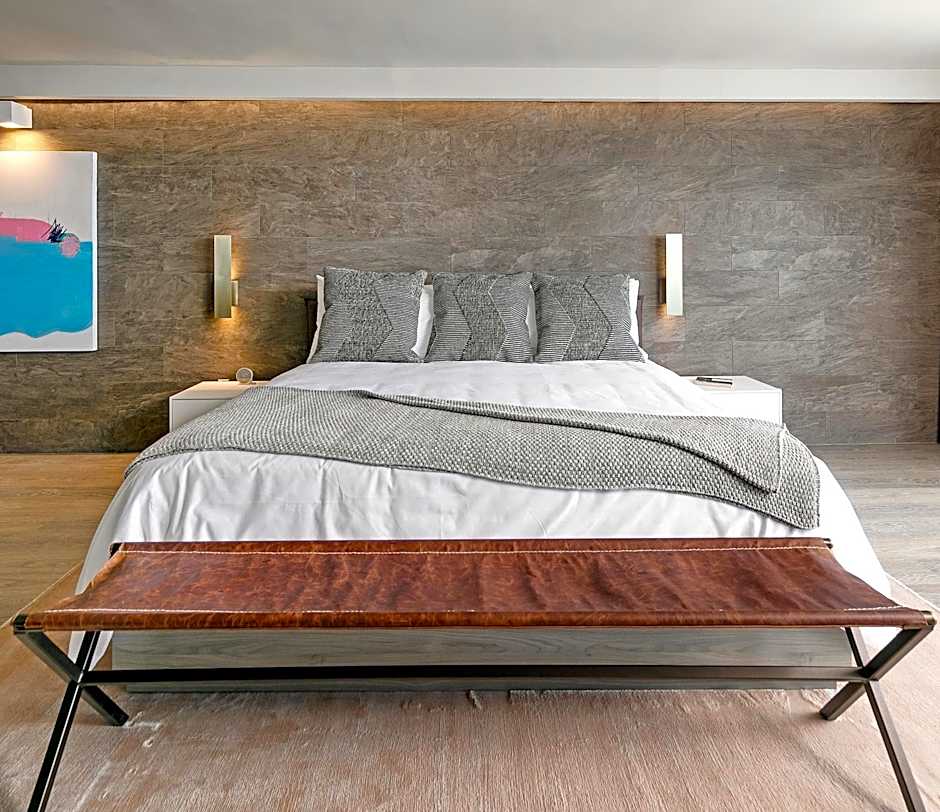 La Jolla Cove Suites