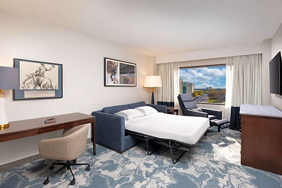DoubleTree by Hilton Houston Medical Center Hotel & Suites