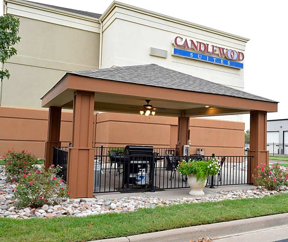 Candlewood Suites Wichita Airport By IHG