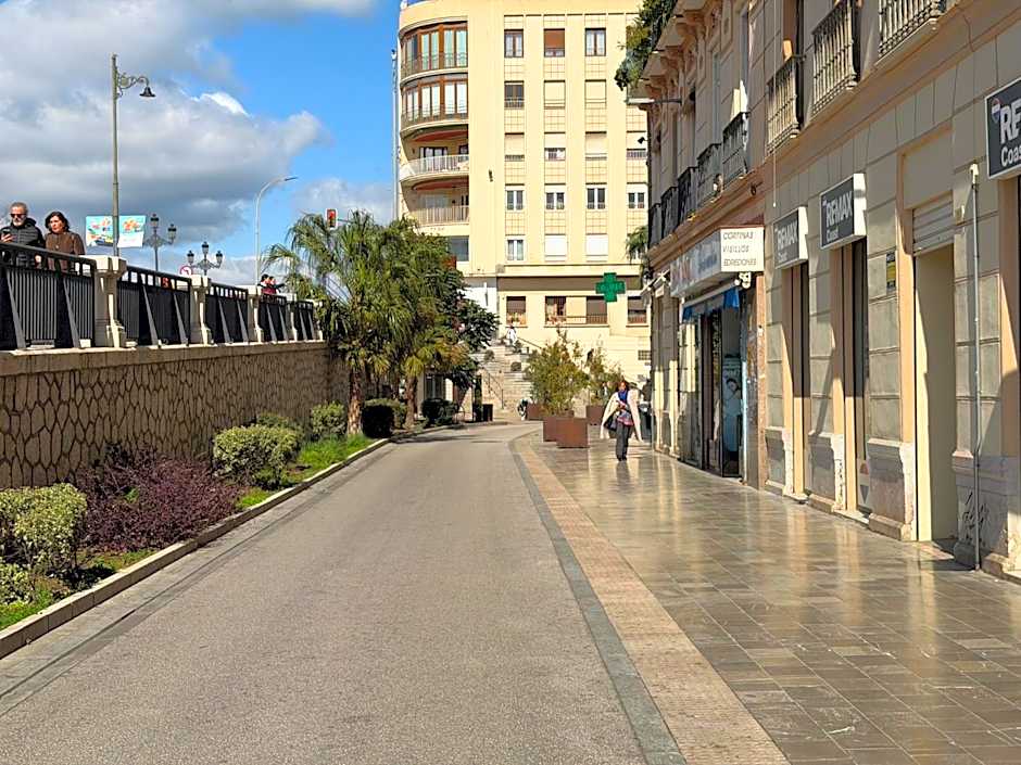 Ilustre - City-View Rooms with AC in Málaga's Old Town - Steps from Calle Larios and the Thyssen