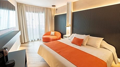 Comfort Triple Room with Pool View