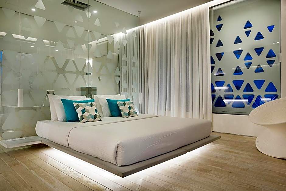 Mykonos Dove Beachfront Hotel