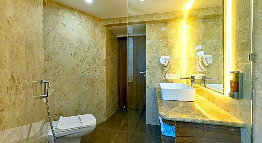 Hotel Parle International