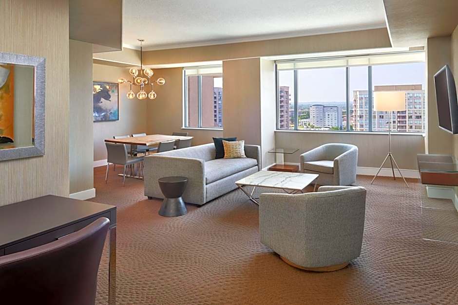 Sheraton Parkway Toronto North Hotel & Suites