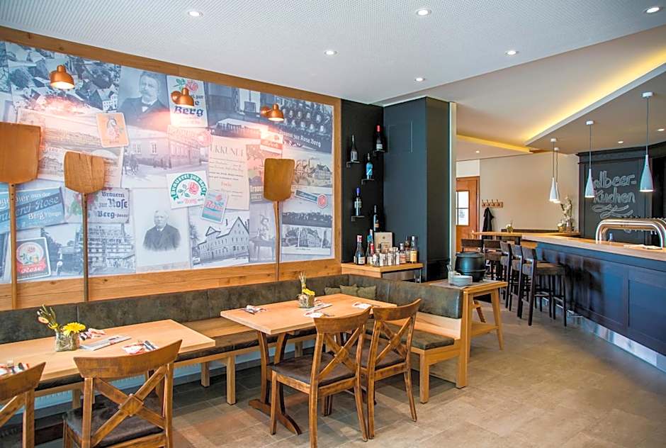 Land-gut-Hotel Landgasthof zur Rose