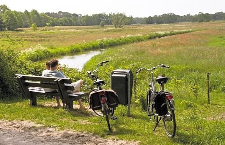 Luxe Natuurhuisje met jacuzzi en haard in Drenthe, ECHTEN