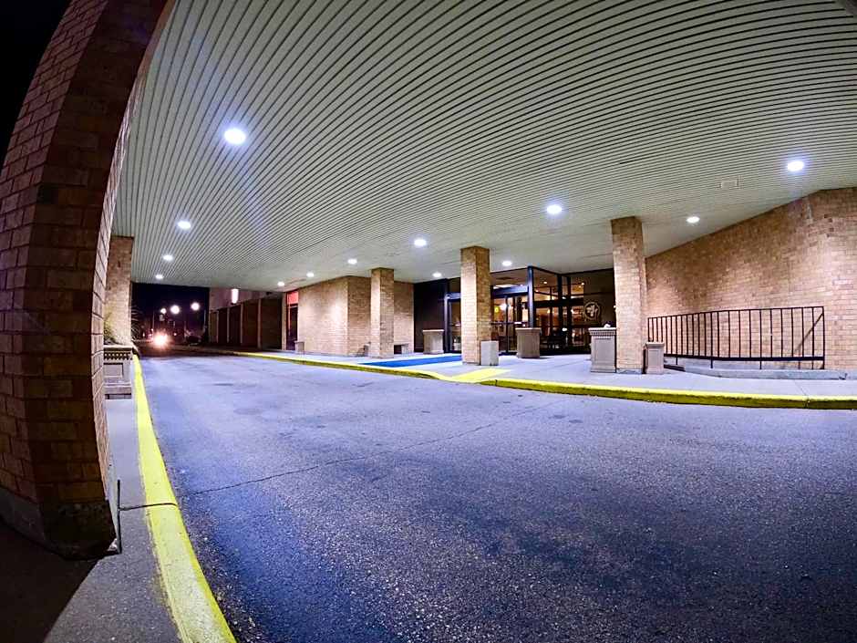 Hotel Mead Resorts & Conventions Center