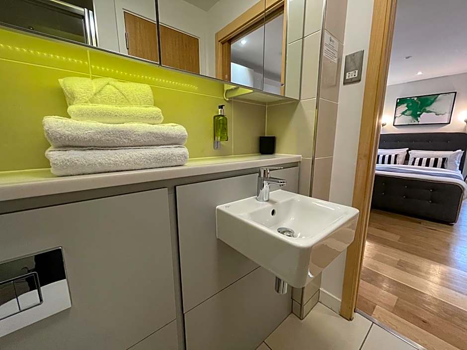 Quay Apartments Manchester