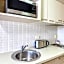 Gladstone Downtown Central Apartment Hotel Official