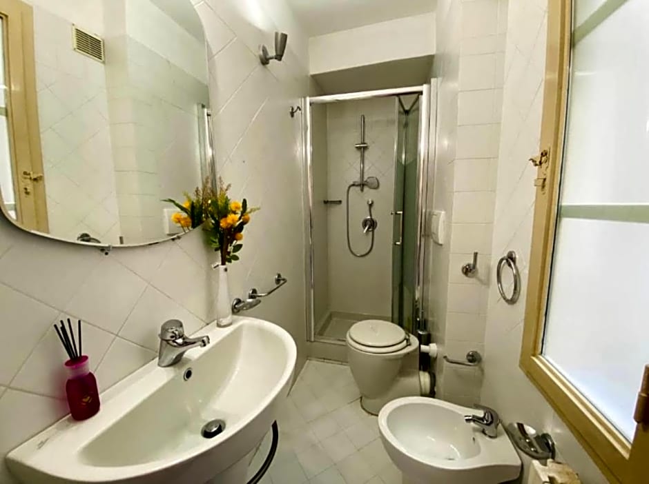 B&B - Residenza d'epoca Piazza Cairoli