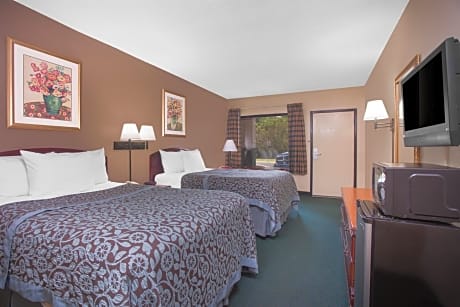 Deluxe Double Room with Two Double Beds - Non-Smoking