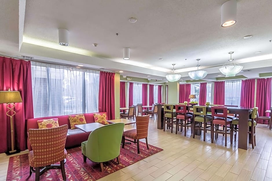 Hampton Inn By Hilton Jackson-Pearl-International Airport