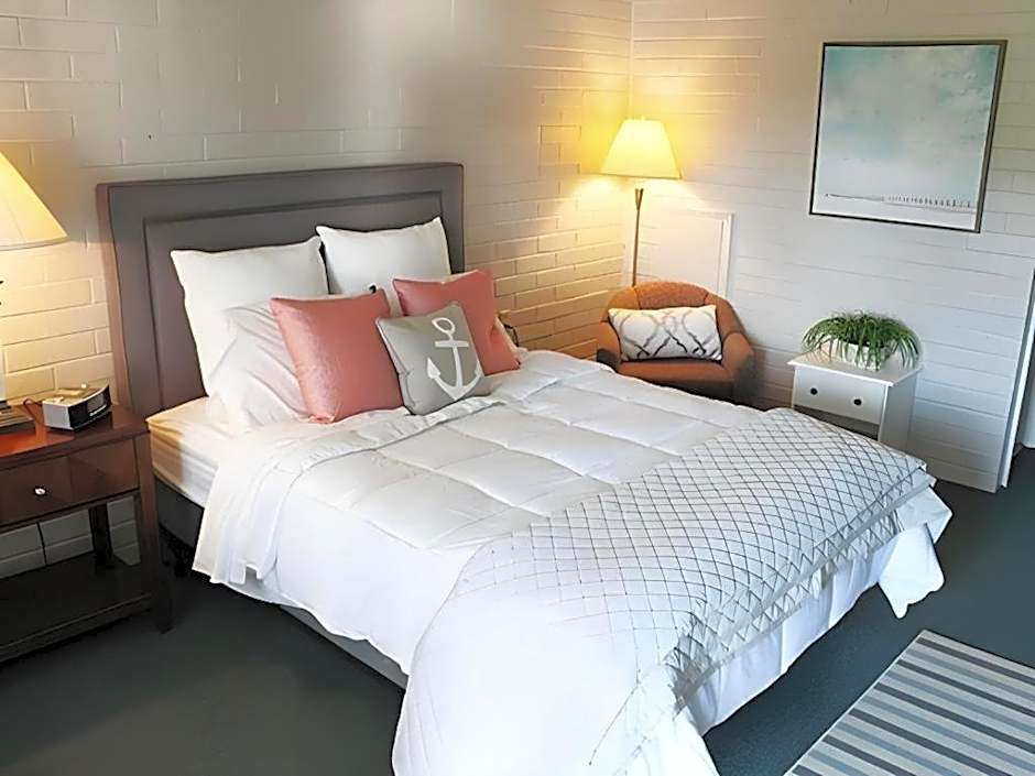 Keuka Lake Motel - Adults Only