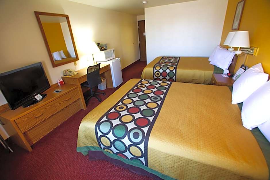 Super 8 by Wyndham Elko