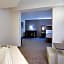 Holiday Inn Express Hotel & Suites Meadowlands Area