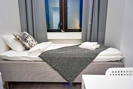 Standard Single Room - Shared Bathroom