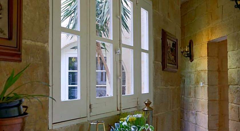 Village Knights Accommodation