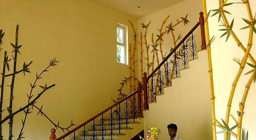 Country Roads Resort