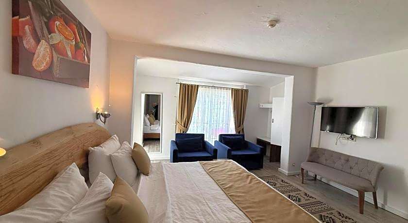 Rebetiko Hotel