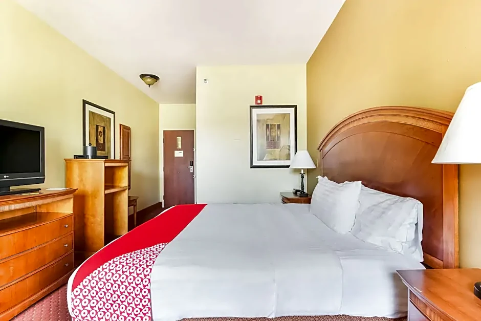 OYO Townhouse Oklahoma City Airport