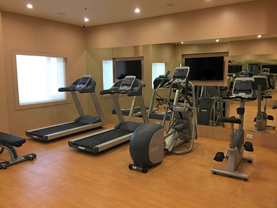 Red Fox by Lemon Tree Hotels, Sector 60, Gurugram