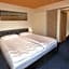 Tauras Center Hotel
