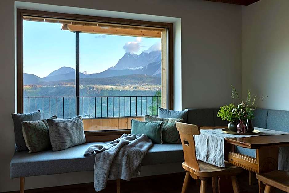 Holzhackerin - the charming Haus am Berg