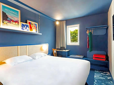 greet hotel Salon de Provence