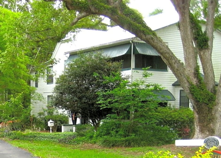 Farnsworth House Bed Breakfast