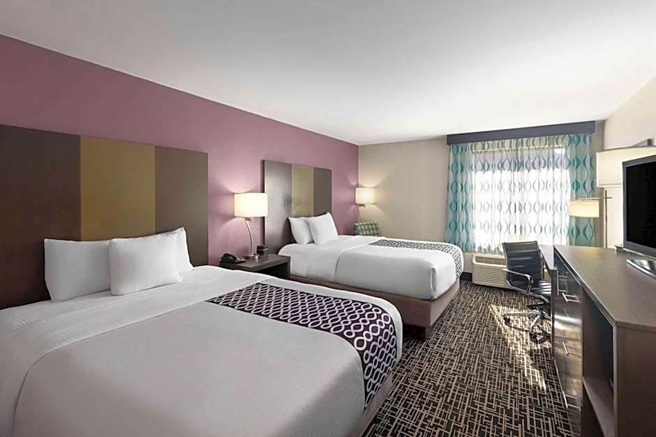 La Quinta Inn & Suites by Wyndham Snellville - Stone Mountain