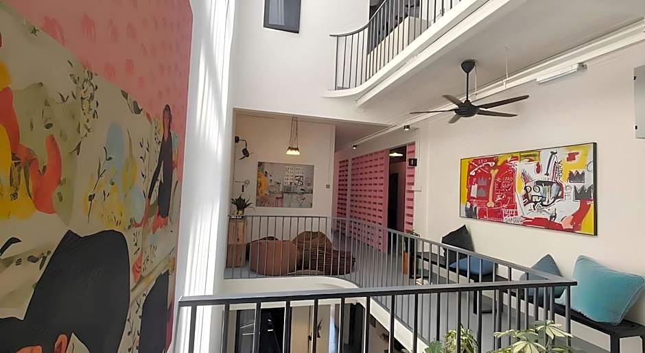The Brownstone Hostel & Space
